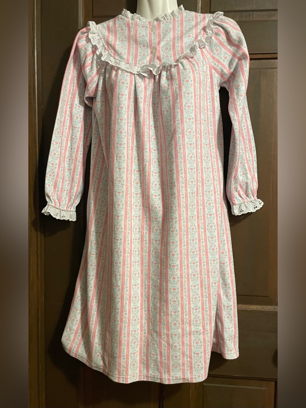 Lanz Kids Girls Floral Nightgown Pink & Green Size Medium (7/8) Like New